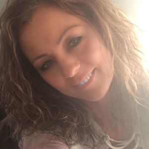 Meet your Posher, Angie